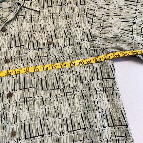 Kahuna Bay By Visitor Mens Medium Shirt Short Sleeve Collar Silk Blend Tan Black - Picture 5 of 10